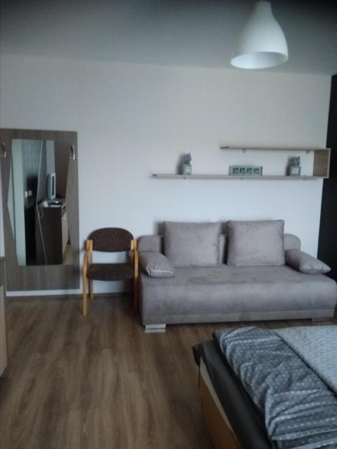 Karospool Apartman Залакарос Екстериор снимка